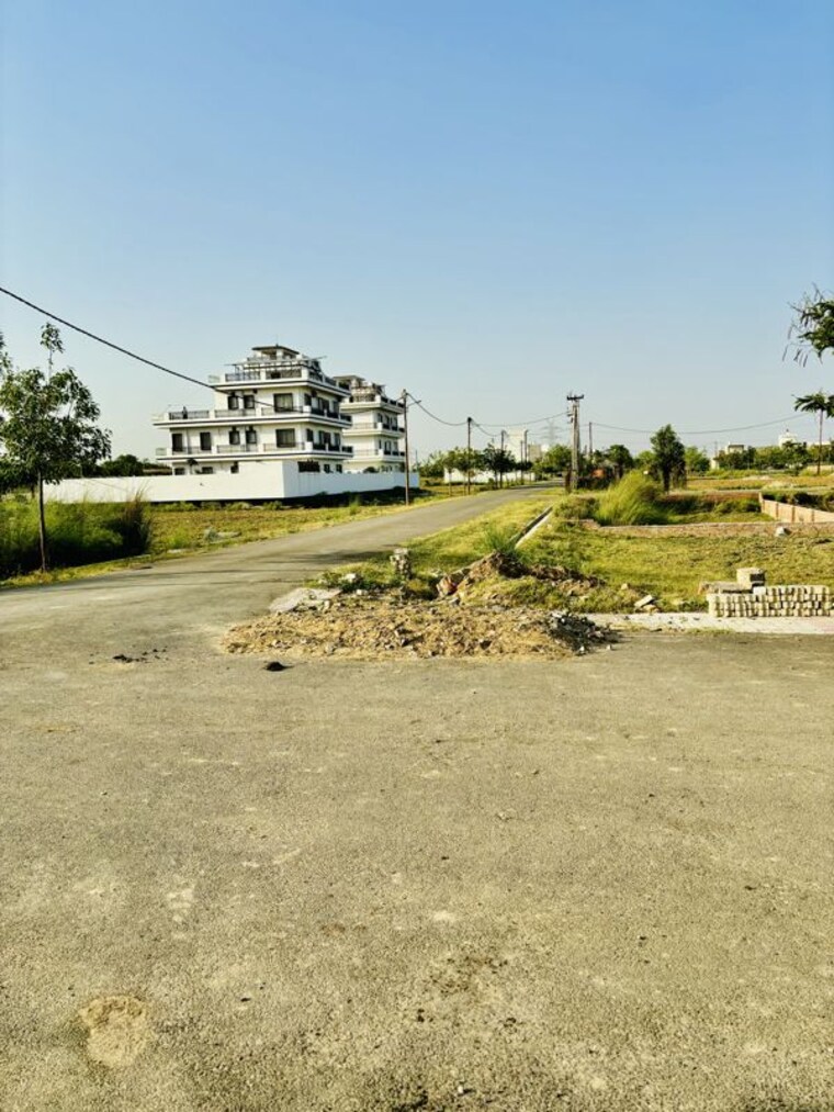 undefined, wing-lucknow-greens-plots  1800 Sq.Ft. Plot In Sultanpur Road Lucknow 10764746