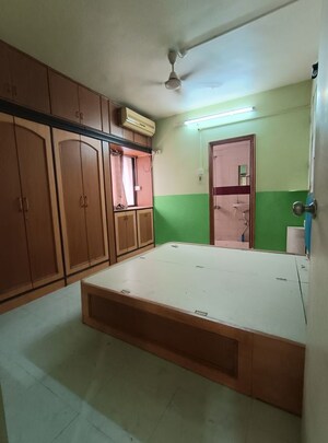 Staircase in 3.5 BHK Apartment at Dhankawade Patil Township, Dhankawadi – for Rent