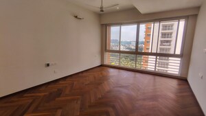 Room in 4 BHK Apartment at Prestige White Meadows, Whitefield – for Rent