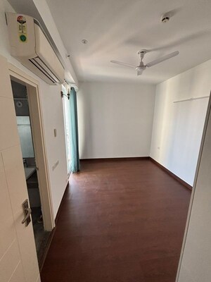 Room in 4 BHK Apartment at Godrej Air Sector 85, Sector 85 – for Rent
