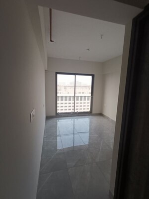 Room in 2 BHK Apartment at Hubtown The Premiere, Andheri West – for Rent