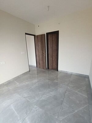 Room in 2 BHK Apartment at Hubtown The Premiere, Andheri West – for Rent