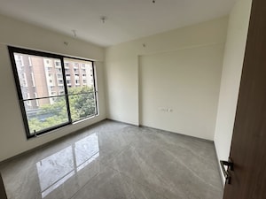 Room in 2 BHK Apartment at Hubtown Seasons, Chembur – for Rent