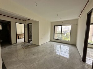 Room in 2 BHK Apartment at Hubtown Seasons, Chembur – for Rent