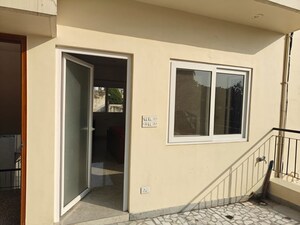 Building Lobby in 1 RK Builder Floor at Saket – for Rent