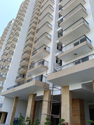 2 BHK Apartment For Sale in Presithum, Sector 25 Yamuna Expressway