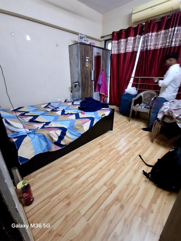 Room, parel Pg For Boys & Girls In Parel 10764835