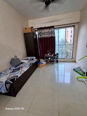 Living Room in  Pg at Parel – for Rent