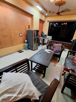  Pg For Rent in Parel