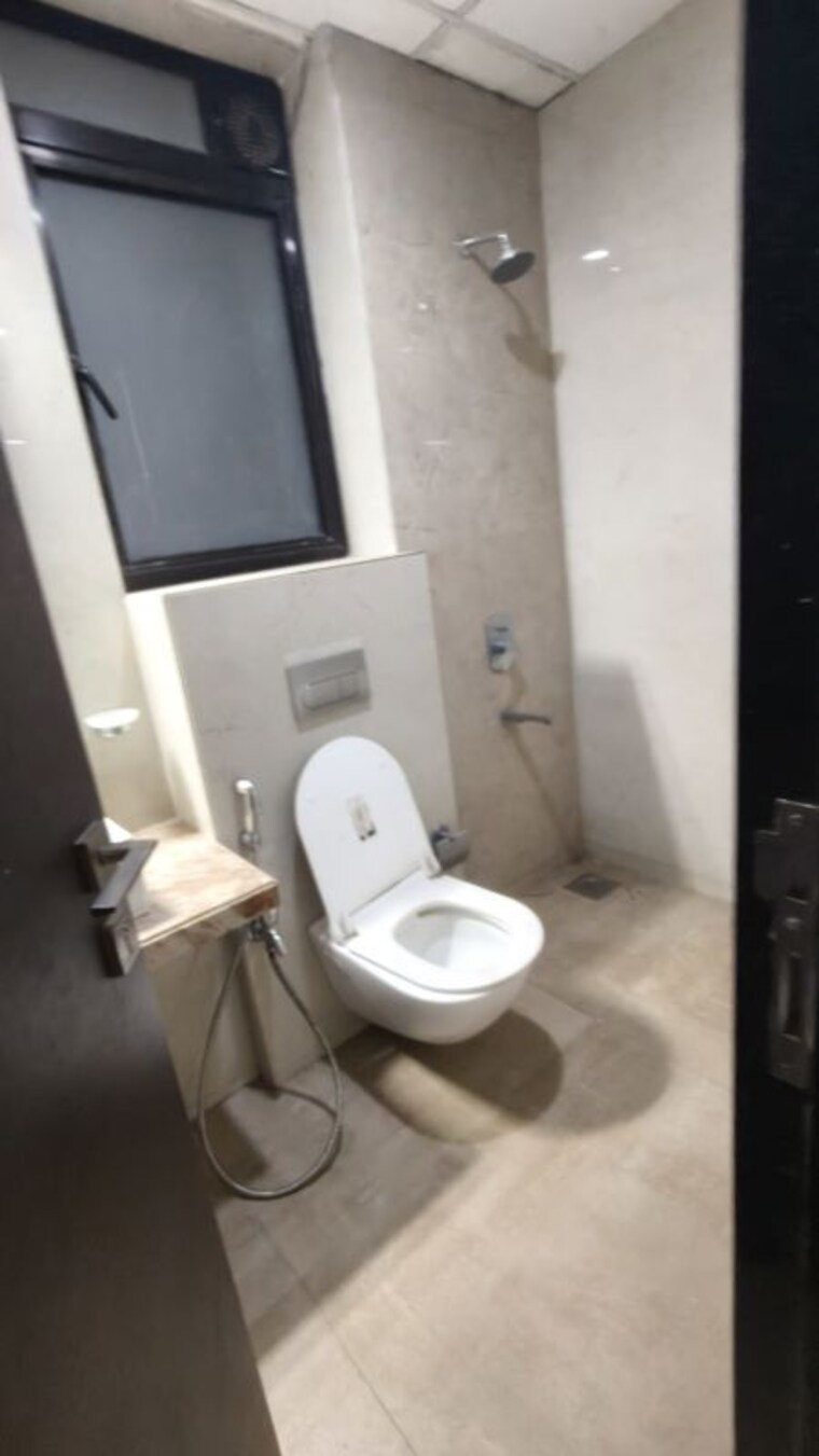 Bathroom, kolte-patil-verve 3 Bedroom 1033 Sq.Ft. Apartment In Bangur Nagar Mumbai 10764855