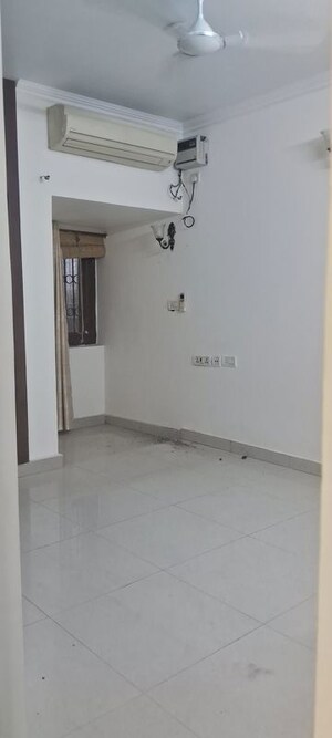 2.5 BHK Apartment For Rent in Sarita Vihar