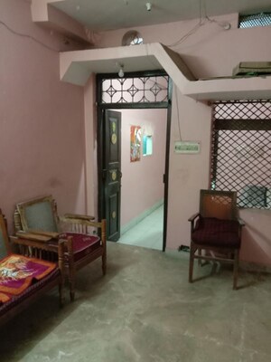 Living Room in 2 BHK Independent House at Ghamapur – for Rent