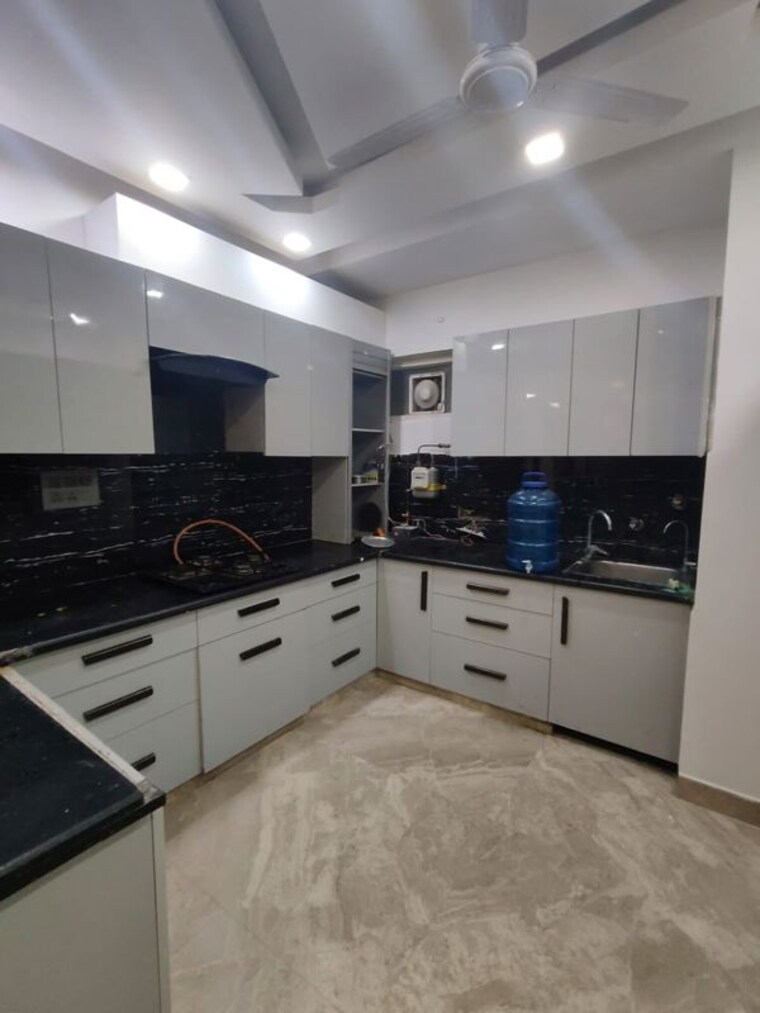 Kitchen, saket 3 Bedroom 1950 Sq.Ft. Builder Floor In Saket Delhi 10764941