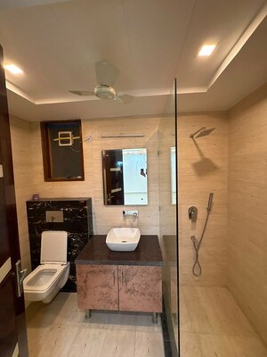 Kitchen in 3 BHK Builder Floor at Sector 55 – for Rent