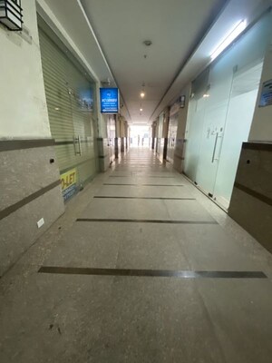  Shop For Rent in Puri 81 Business Hub, Sector 81