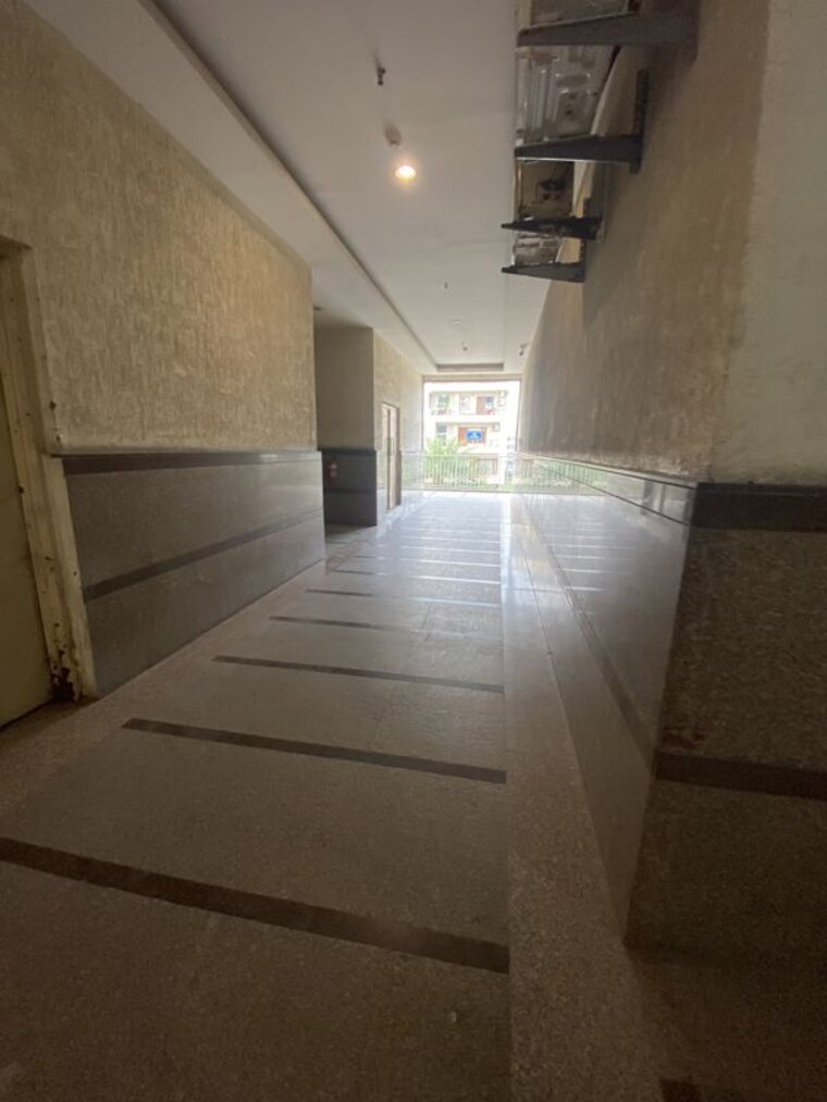 Entrance, puri-81-business-hub Commercial Shop 300 Sq.Ft. In Sector 81 Faridabad 10764960