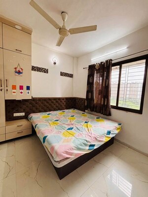 Bedroom in 2 BHK Apartment at Dombivli East – for Rent