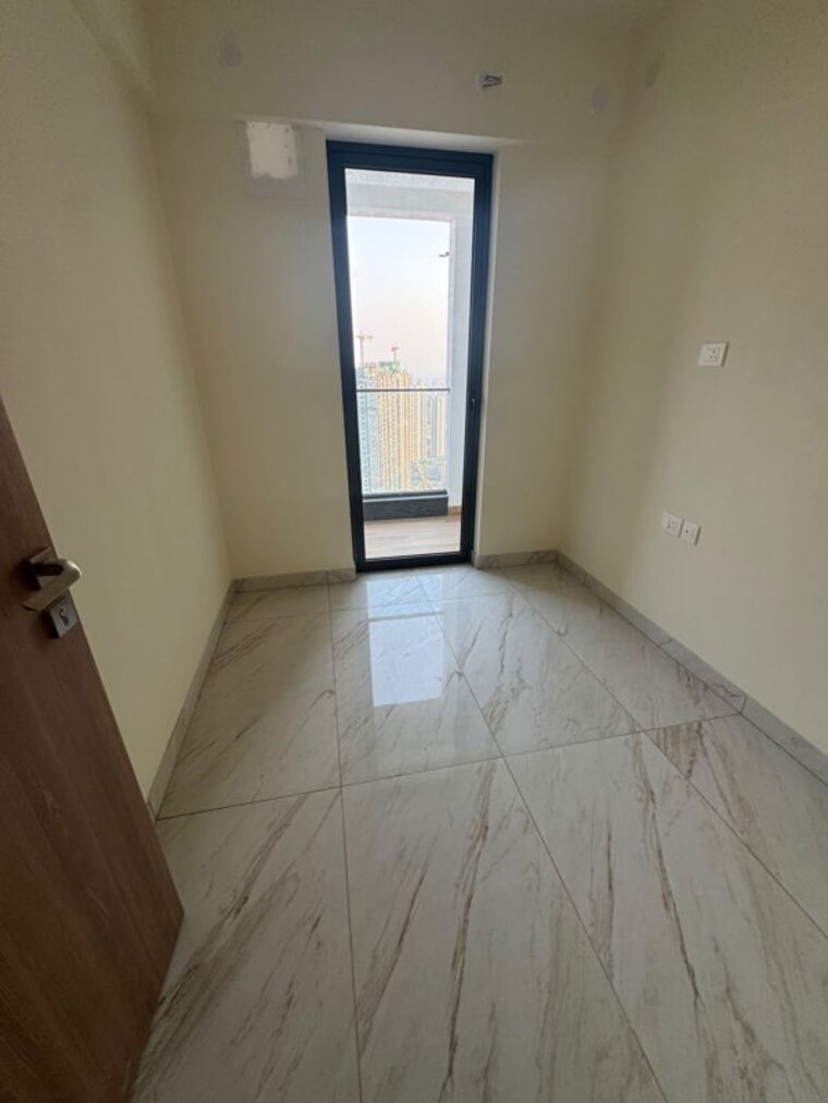 Room, raymond-the-invictus-by-gs 4 Bedroom 2022 Sq.Ft. Apartment In Pokhran Road No One Thane 10764985