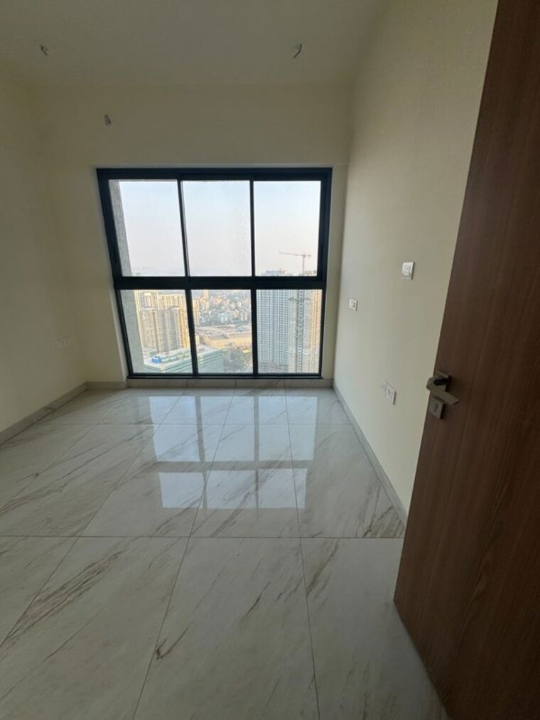 Room, raymond-the-invictus-by-gs 4 Bedroom 2022 Sq.Ft. Apartment In Pokhran Road No One Thane 10764985