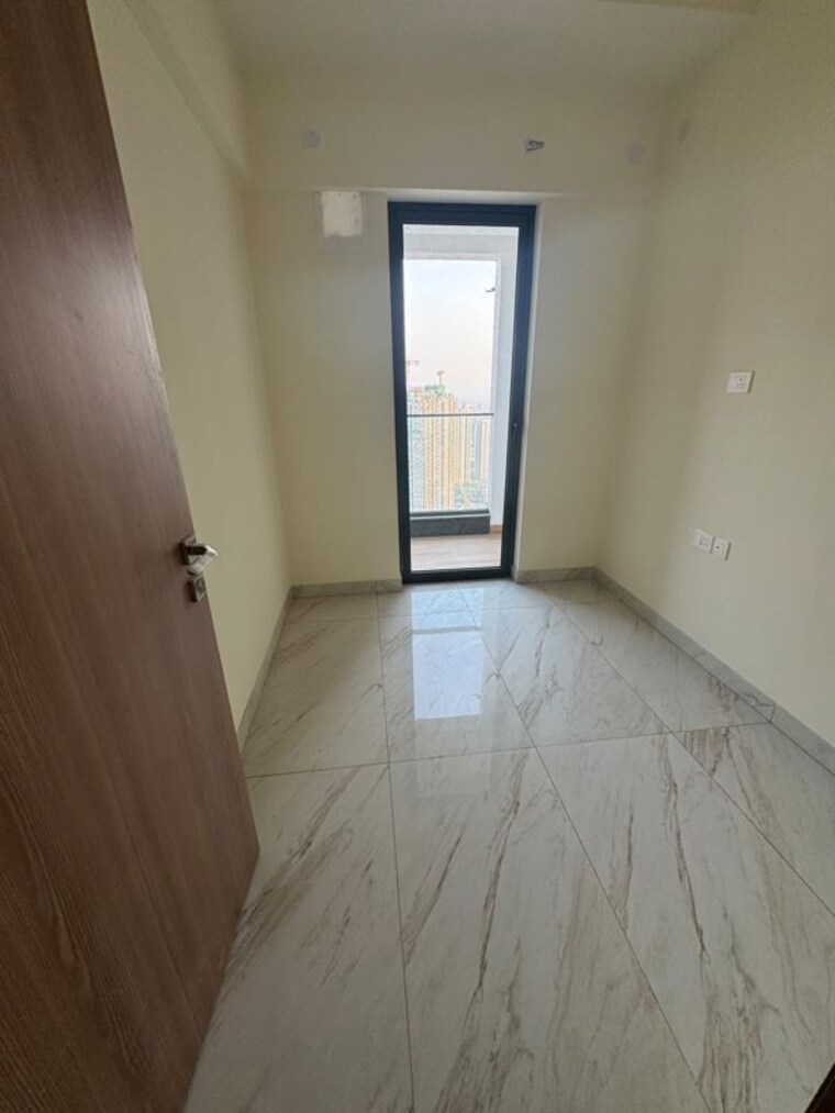 Room, raymond-the-invictus-by-gs 4 Bedroom 2022 Sq.Ft. Apartment In Pokhran Road No One Thane 10764985