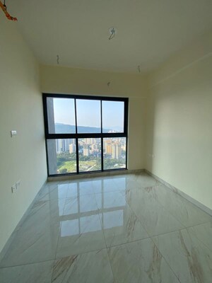 Room in 3 BHK Apartment at Raymond The Address, Pokhran Road No Two – for Rent