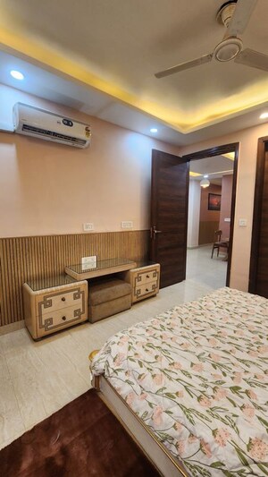 Bedroom in 2 BHK Builder Floor at Chattarpur – for Rent