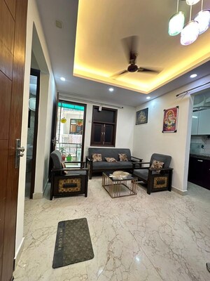 2 BHK Builder Floor For Rent in Chattarpur