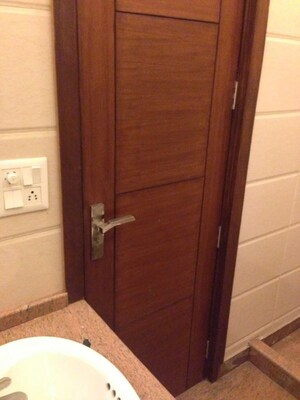 Room in 3 BHK Builder Floor at Greater Kailash I – for Rent