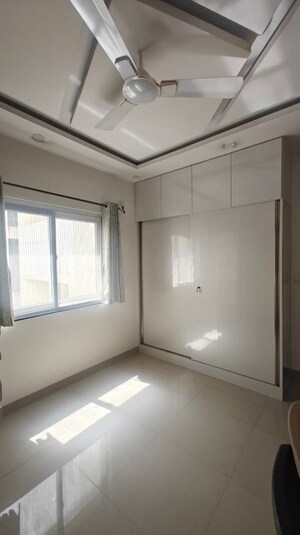 Room in 2.5 BHK Apartment at Ramky One North, Yelahanka – for Rent