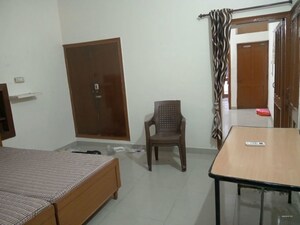 2 BHK Builder Floor For Rent in Sector 20