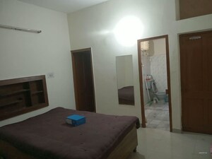Bedroom in 2 BHK Builder Floor at Sector 20 – for Rent