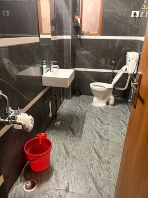 Bathroom in 2 BHK Apartment at Neb Sarai – for Rent