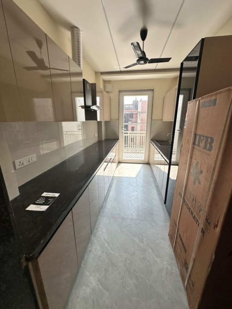 Kitchen, sector 52 2 Bedroom 1600 Sq.Ft. Builder Floor In Sector 52 Gurgaon 10765149