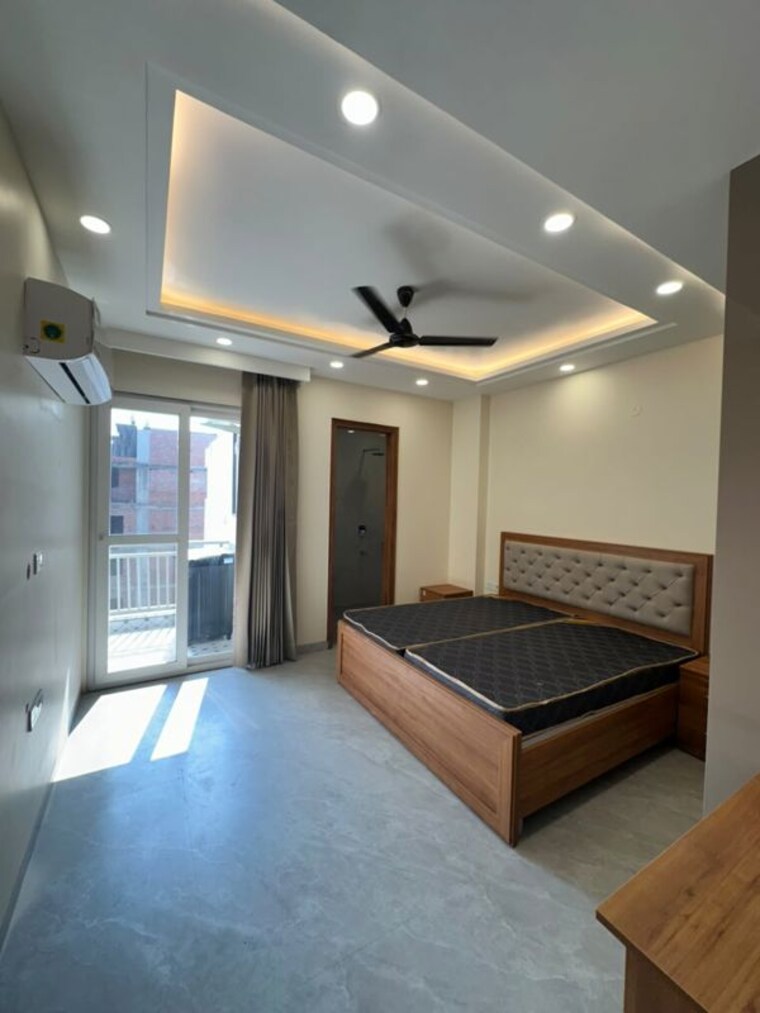 Living Room, sector 52 2 Bedroom 1600 Sq.Ft. Builder Floor In Sector 52 Gurgaon 10765149