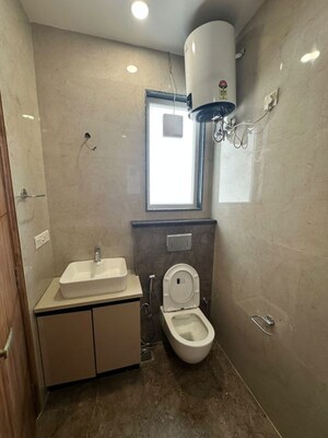 Bathroom in 2 BHK Builder Floor at Sector 52 – for Rent