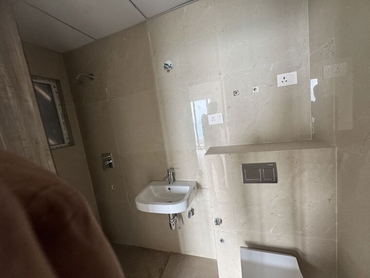 Bathroom, earthcon-beetle-orchid Studio 400 Sq.Ft. Apartment In Knowledge Park 3 Greater Noida Greater Noida 10765182