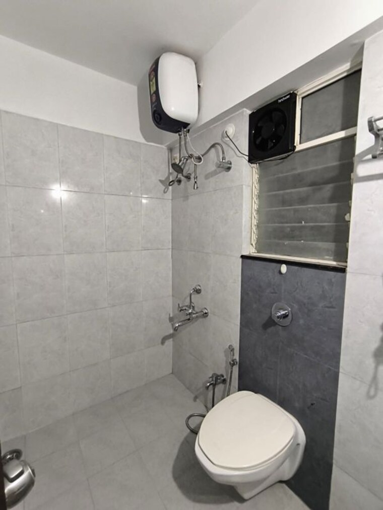 Bathroom, chordia-icon-linera 2 Bedroom 1078 Sq.Ft. Apartment In Wakad Pune 10765184