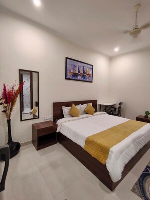 Bedroom in 1 RK Builder Floor at Sector 51 – for Rent