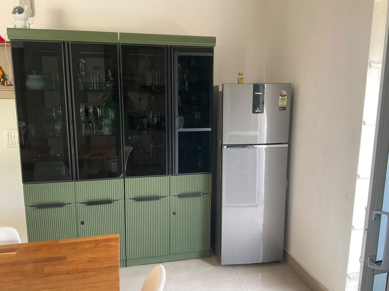 Room, nizamuddin east 2 Bedroom 1800 Sq.Ft. Builder Floor In Nizamuddin East Delhi 10765197