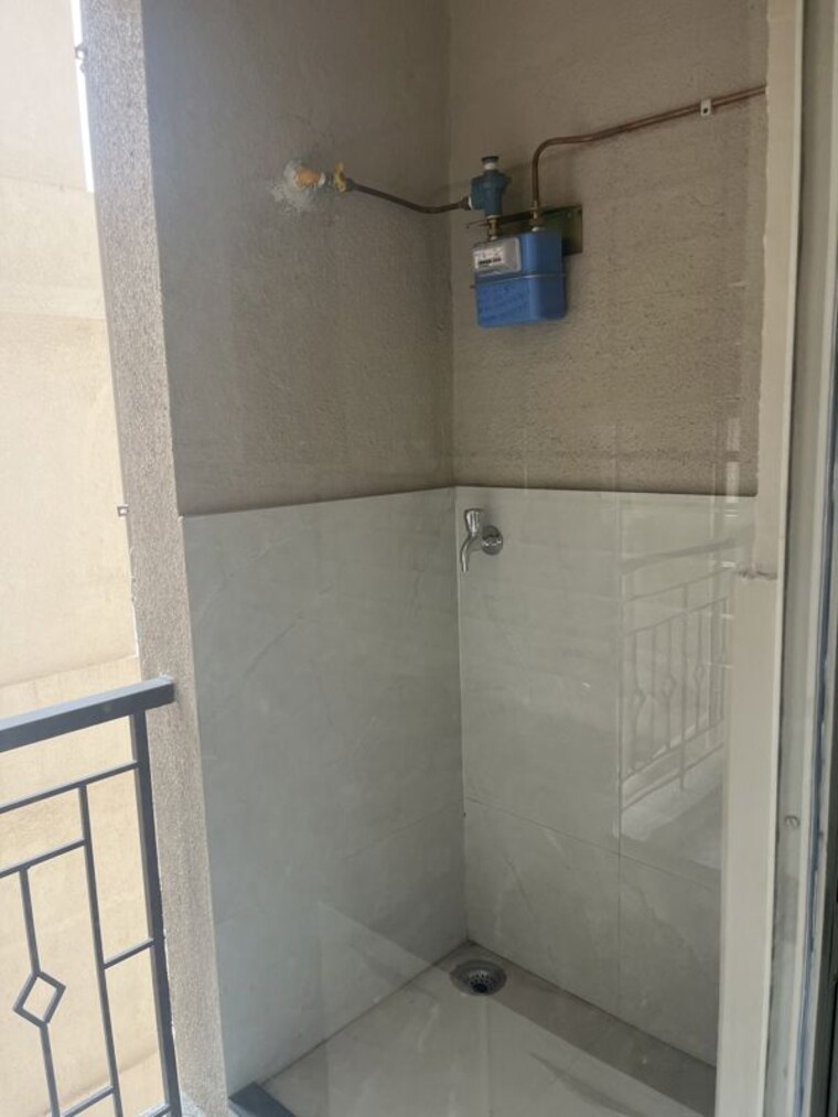 Bathroom, nyati-era 3 Bedroom 1175 Sq.Ft. Apartment In Dhanori Pune 10765220