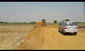 Parking in  Plot at Chhata – for Sale