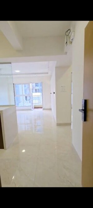 Bathroom in 2 BHK Apartment at DB Park, Marzban Parsi Colony – for Rent