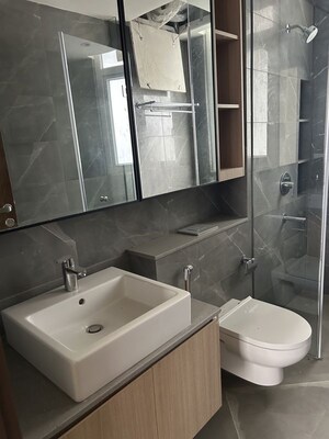 Bathroom in 5 BHK Builder Floor at DLF Alameda, Sector 73 – for Sale