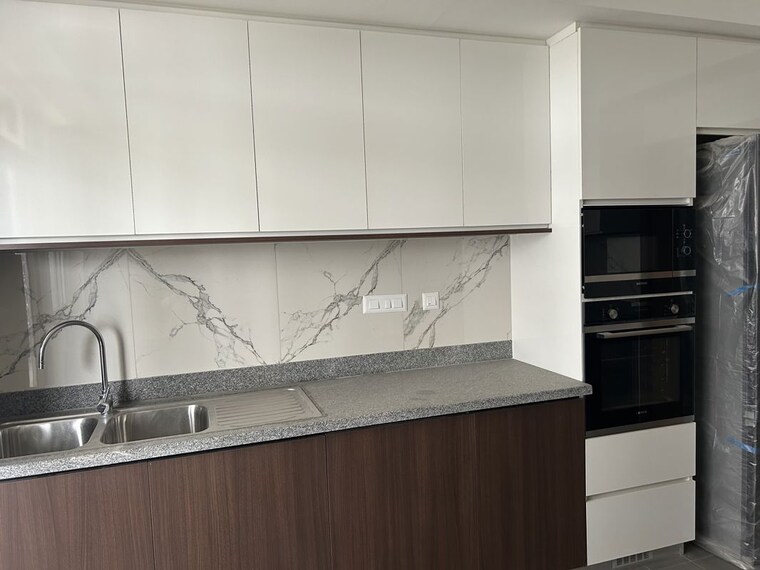 Kitchen, dlf-alameda 5 Bedroom 536 Sq.Mt. Builder Floor In Sector 73 Gurgaon 10765221