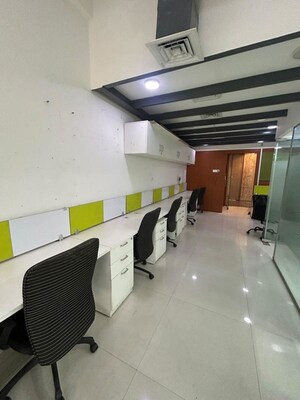  Office Space For Rent in Dadar West
