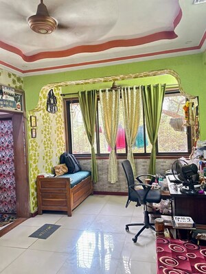 Living Room in 1 BHK Apartment at Thane West – for Rent
