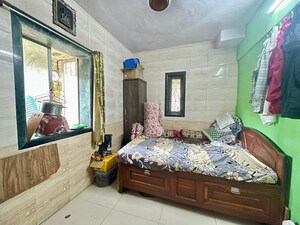 Bedroom in 1 BHK Apartment at Thane West – for Rent