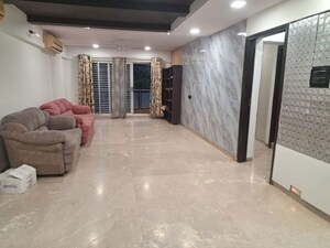 Living Room in 4 BHK Apartment at L Nagpal Bhagwanti Heights, Khar West – for Sale
