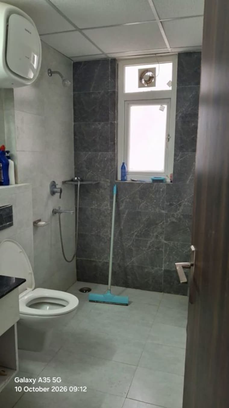 Bathroom, omaxe-new-chandigarh 3 Bedroom 1610 Sq.Ft. Apartment In North Mullanpur Chandigarh 10765310