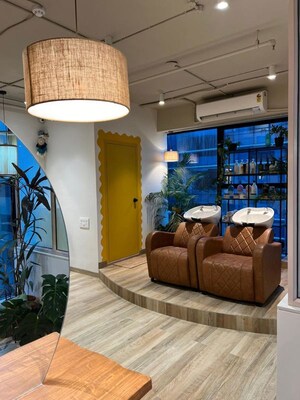  Office Space in IT/SEZ – Exterior View View at Dilip Makskap Centre, Andheri West - for Sale